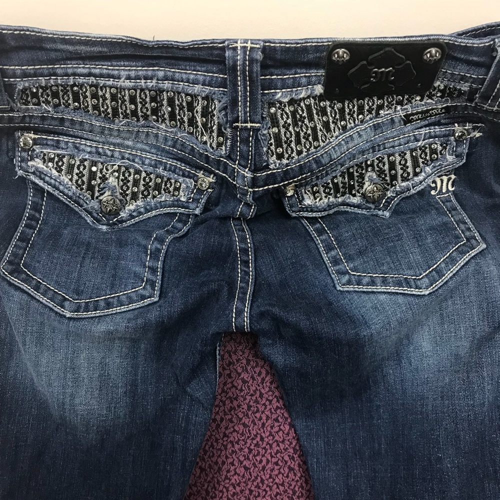 MissMe jeans sz 31 boot cut.
